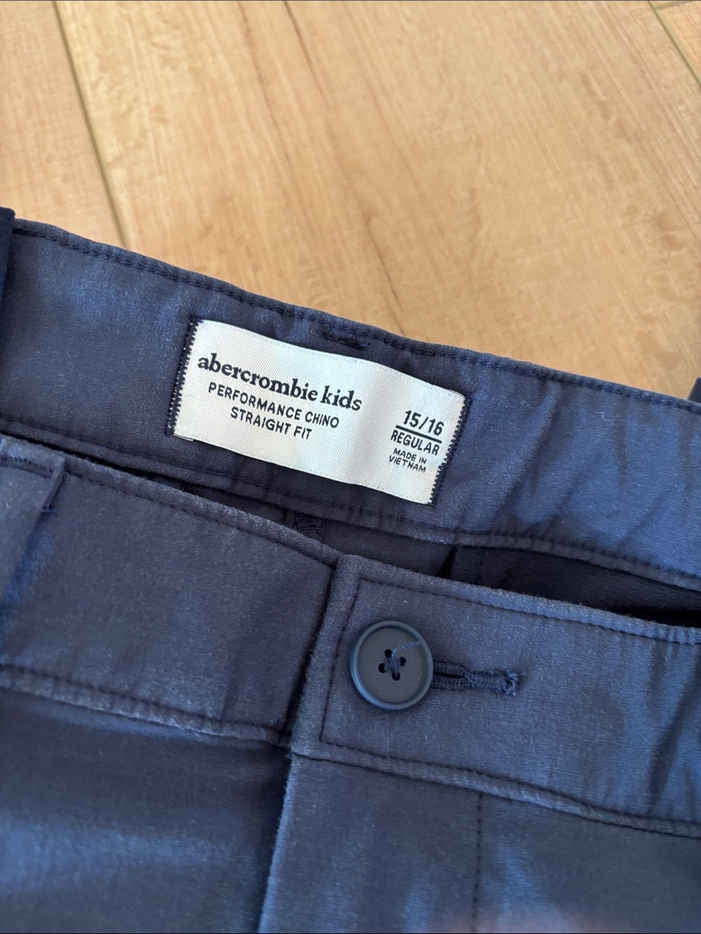 Abercrombie kids boys set of 3 PANTS 15/16 - Picture 3 of 8